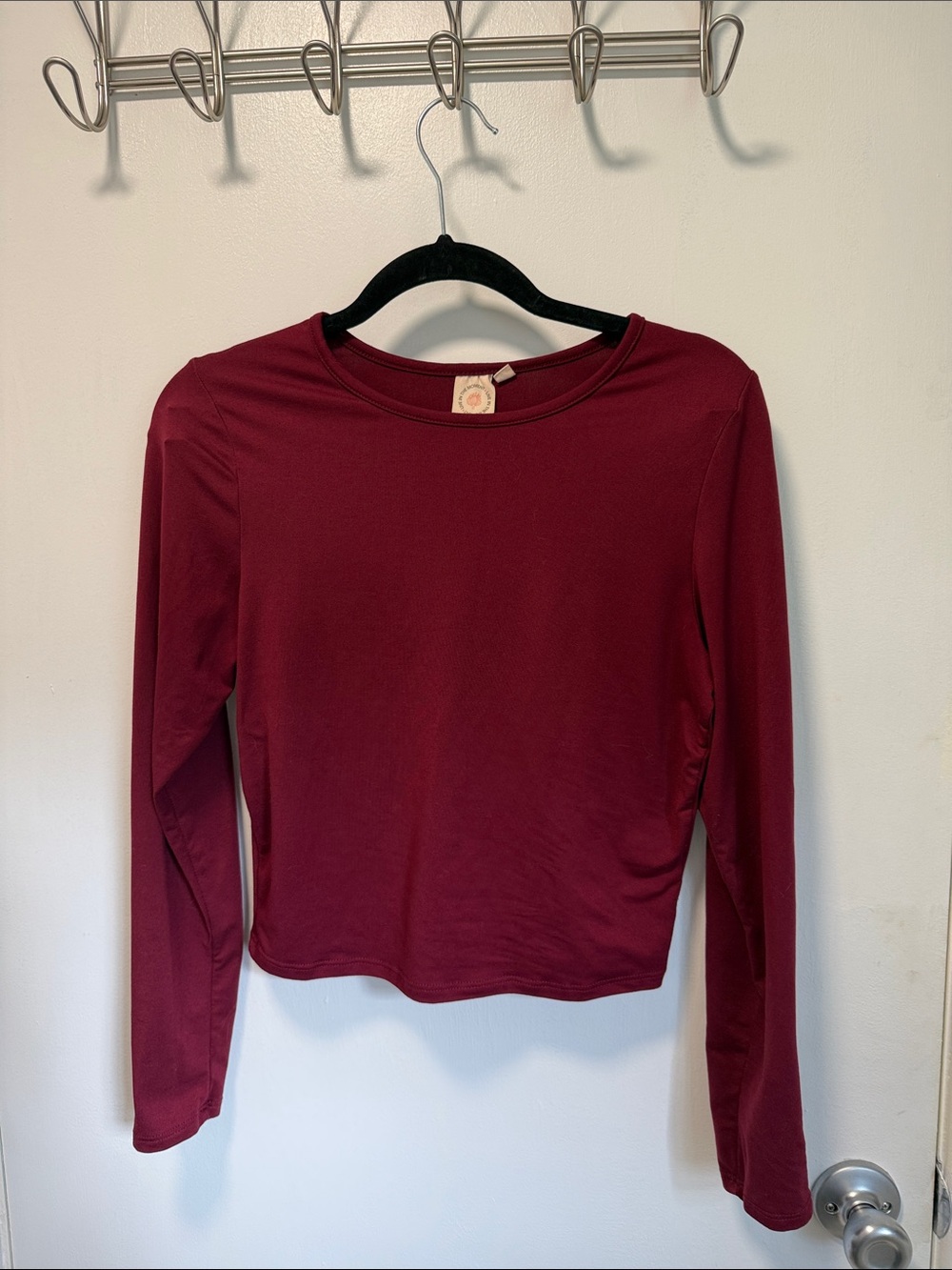 Women's Long-Sleeve Crew Neck Top - Burgundy Cropped